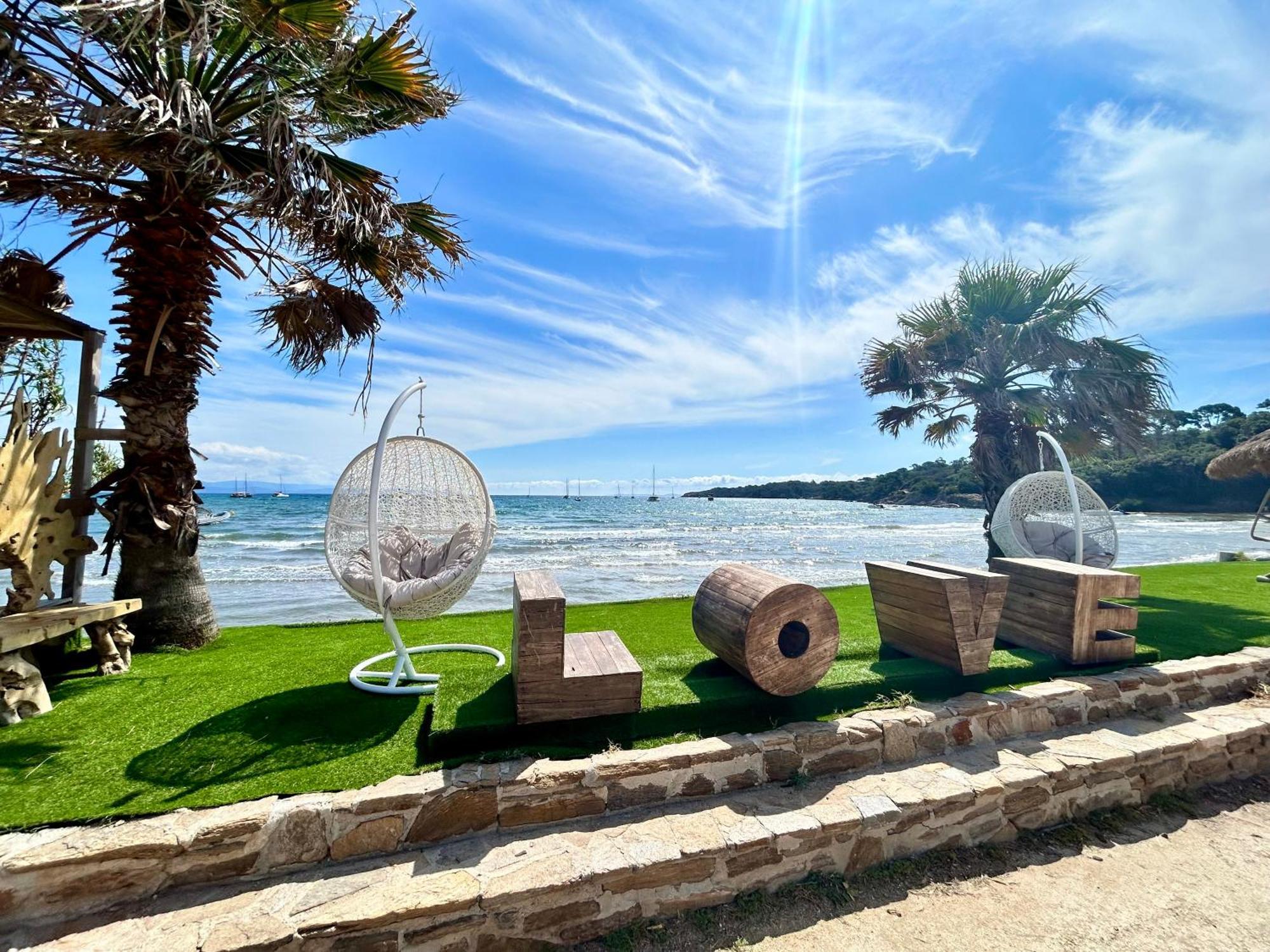 Playa Pachamama Hotel Hyères Exterior foto